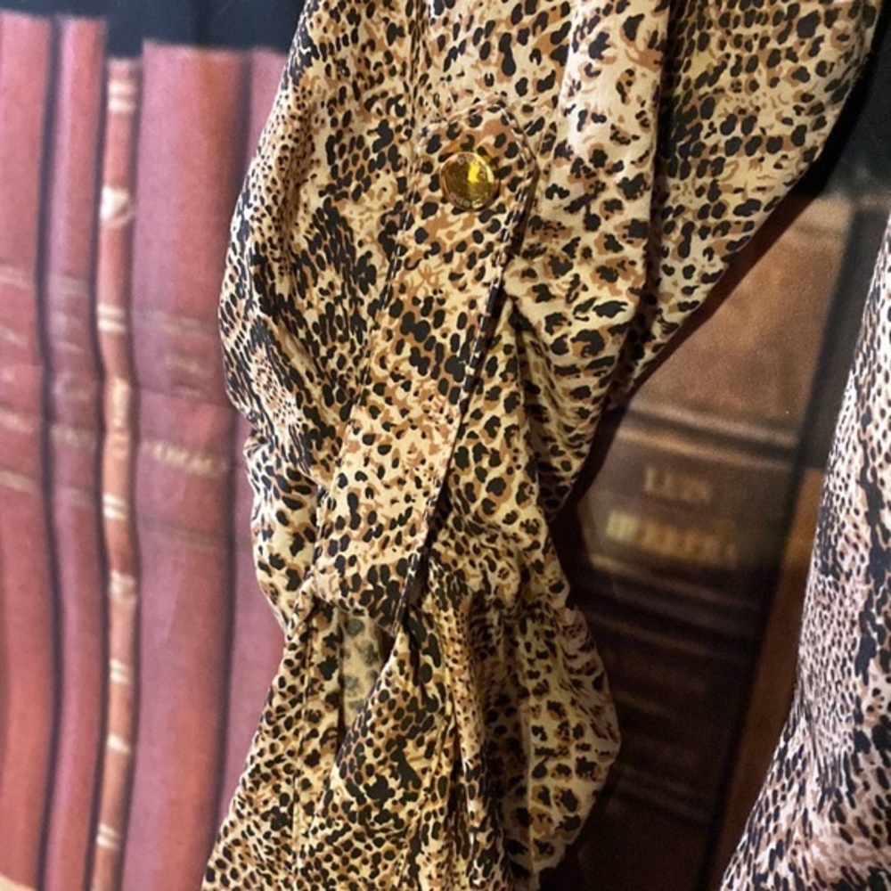 Bebe Y2K Snake Print Stretch Snap Front Top Animal Print - Picture 4 of 11
